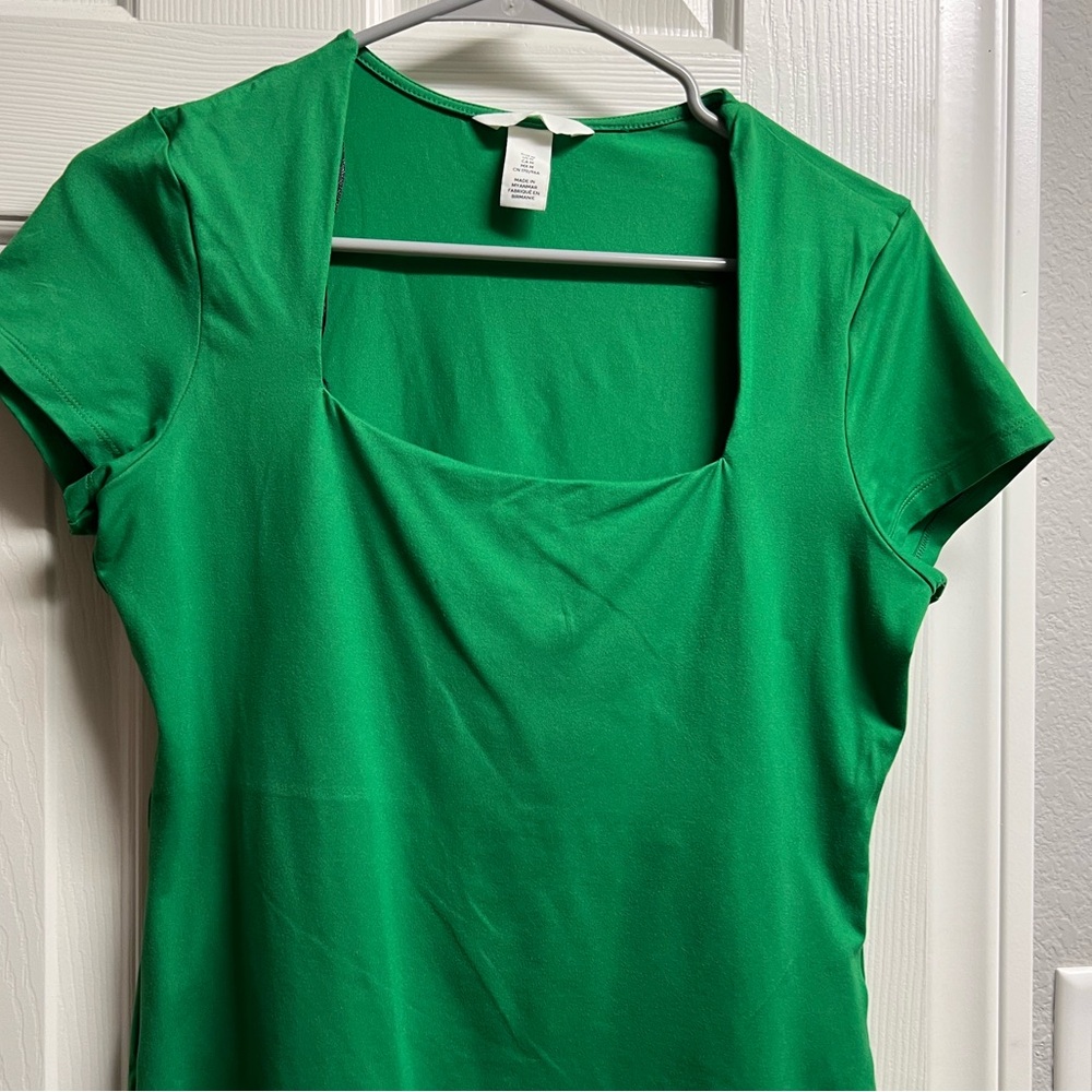 H&M top - Picture 2 of 2